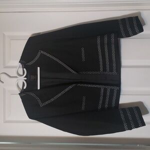 100% silk cropped blazer